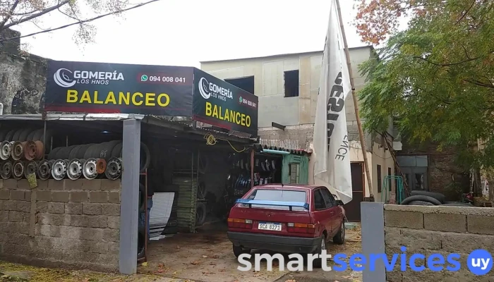 Gomeria Los Hermanos Tienda De Neumaticos Usados - Santiago Vázquez