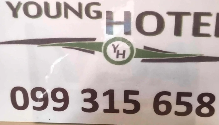 Hotel Young - Young