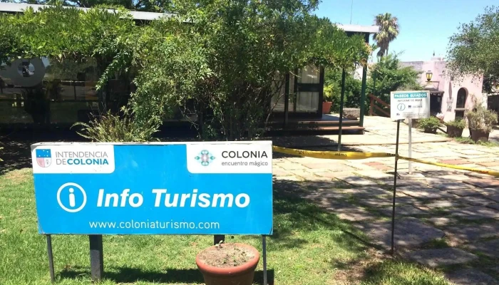 Info Turismo -  Catalogo - Col. del Sacramento
