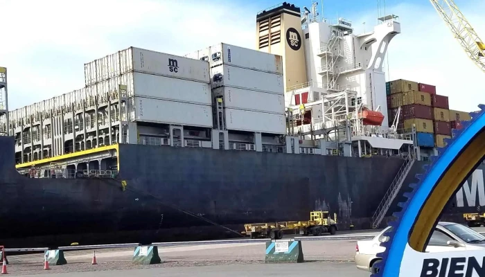 Katoen Natie Terminal Cuenca Del Plata -  Direccion - Montevideo