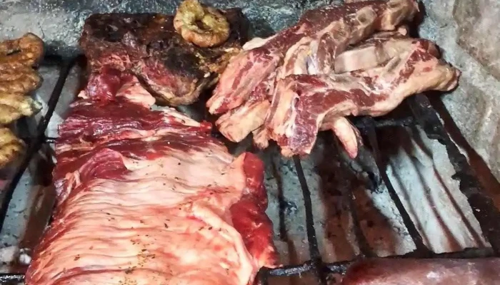 La cueva parrillada y minutas - 80500 Ciudad Del Plata