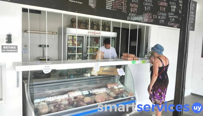 La distribuidora mercado de carnes - Salinas
