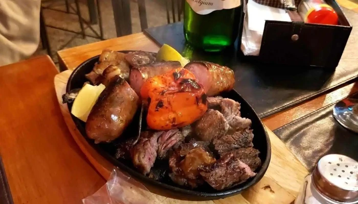 La Guarida - Paraguay Esq