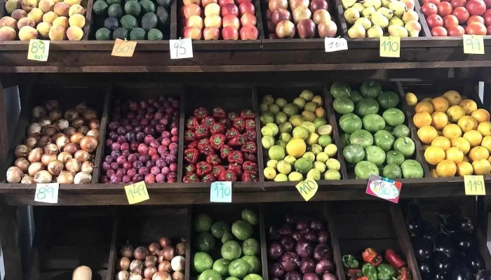 La Rueda frutas y verduras - 11100 Montevideo