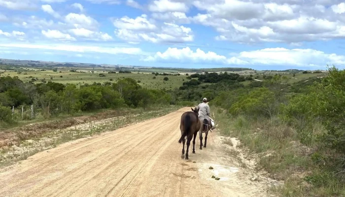 Lares Tours -  Descuentos - Montevideo