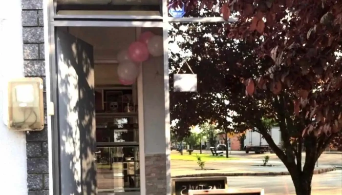 Las Tinas / Pastelería - 91400 Santa Rosa