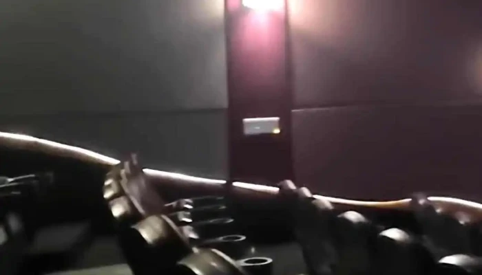 Life Cinemas 21 -  Videos - Montevideo