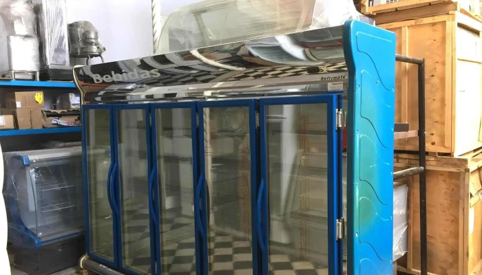 Mora Equipamientos Comerciales - 85000 Trinidad