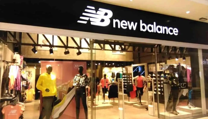 New Balance - 11800 Montevideo