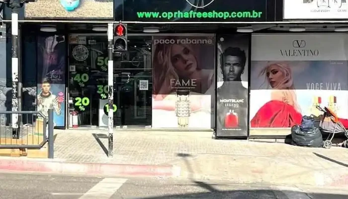 Oprha Free Shop - Rivera