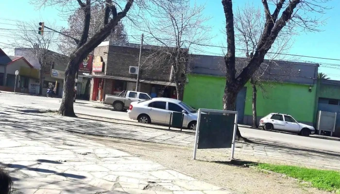 Panaderia Don Francisco - Av Dr Luis Alberto De Herrera