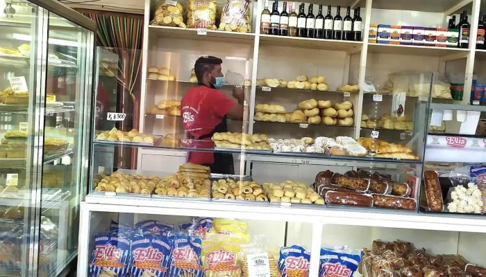 Panadería Ellis - 37000 Melo