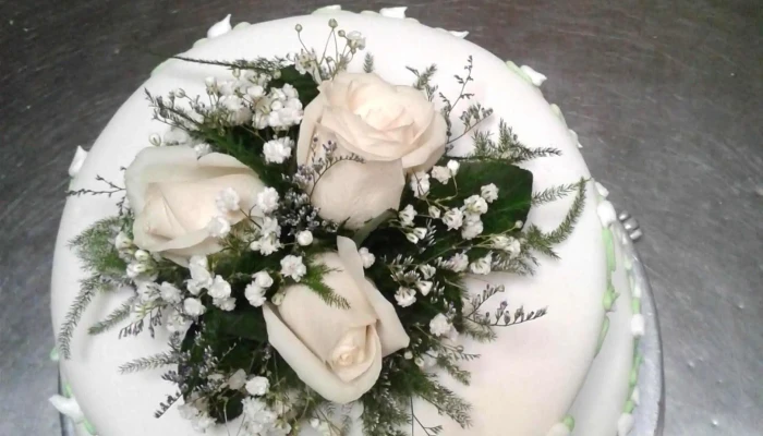 Panaderia Y Confiteria Bardanca Pastel De Bodas - Minas