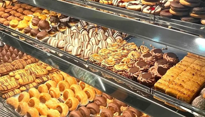 Panadería Y Confitería Lalín - 11800 Montevideo