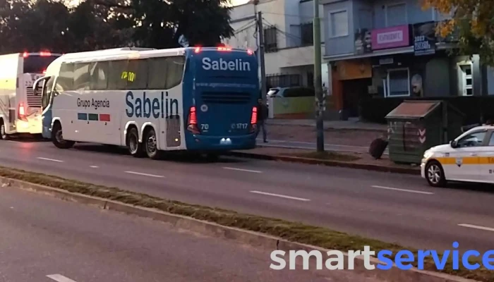 Parada Bvar Artigas Y Cufre Buses Carreteros Barcelona Bus Turistic - Montevideo