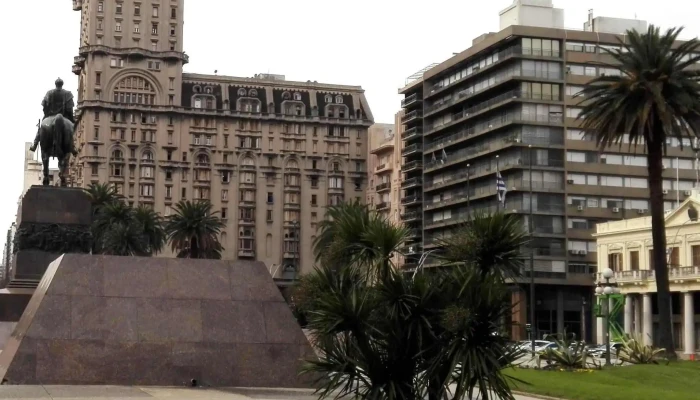 Parada Plaza Independencia -  Horario - Montevideo