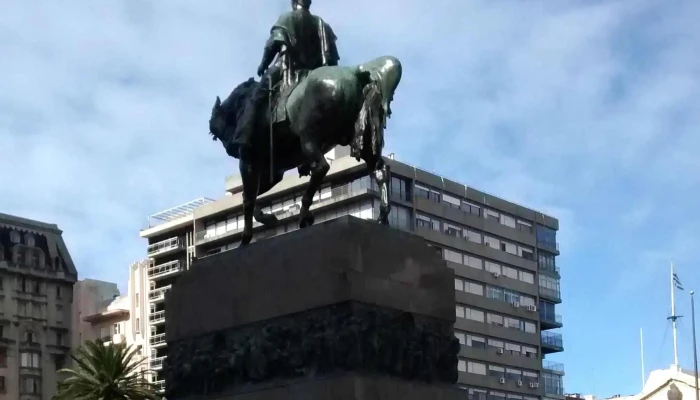 Parada Plaza Independencia - Montevideo