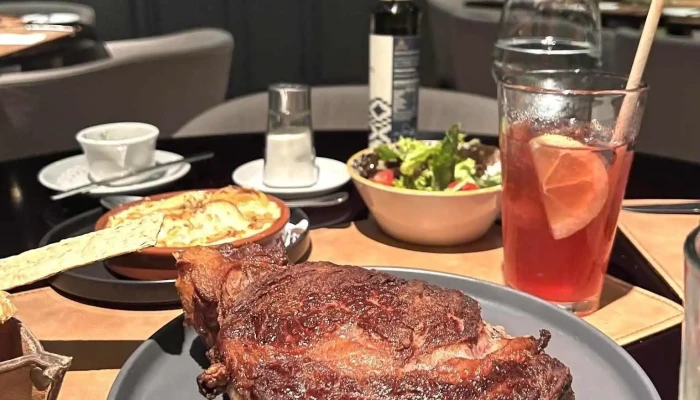 Piso 40 Club De Ejecutivos De Montevideo -  Comida Y Bebida - Montevideo
