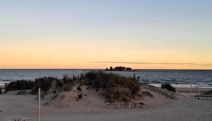 Playa Malvin Mas Recientes - Montevideo