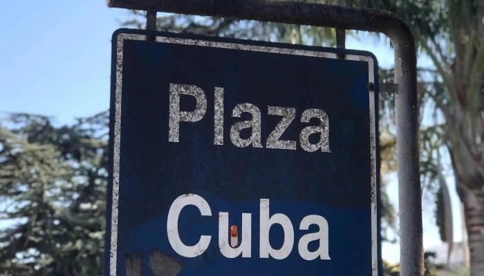 Plaza Cuba -  Comentarios - Montevideo