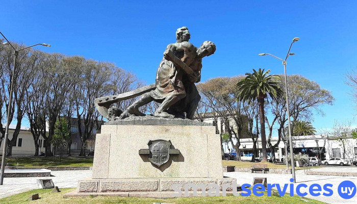 Plaza de los Fundadores - 70300 Nueva Helvecia