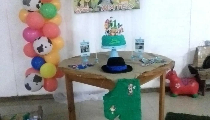 Salon Covijo - 65000 Fray Bentos