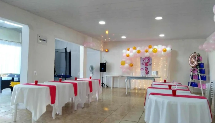 Salón de fiestas El Dorado - 15900 18 De Mayo