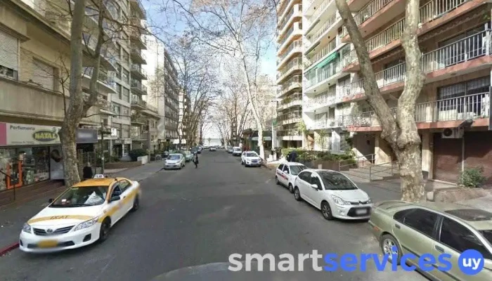 Salon Macondo - 11300 Montevideo