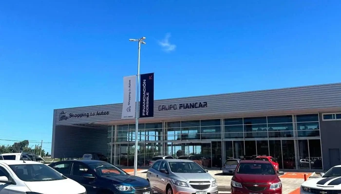 Shopping de Autos / Grupo Fiancar - 15800 Canelones