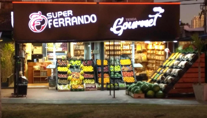 Super Ferrando T.gourmet Punta - 20100 Punta Del Este
