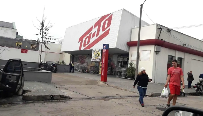 Ta -  Ta -  Estacionamiento - Trinidad