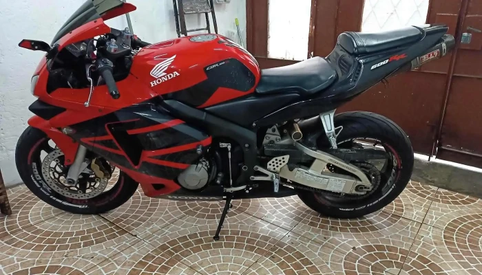 Taller motos sleeper garage - 11200 Montevideo
