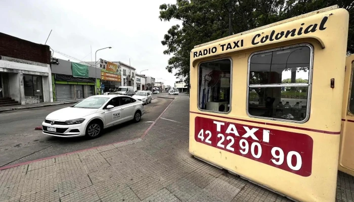 Taxi Colonial -  Servicio De Taxis - Maldonado