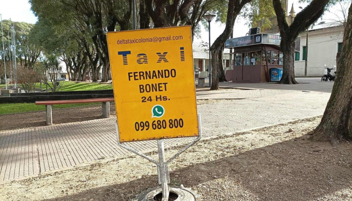 Taxi Fernando Bonet -  Servicio De Transporte - Nueva Helvecia