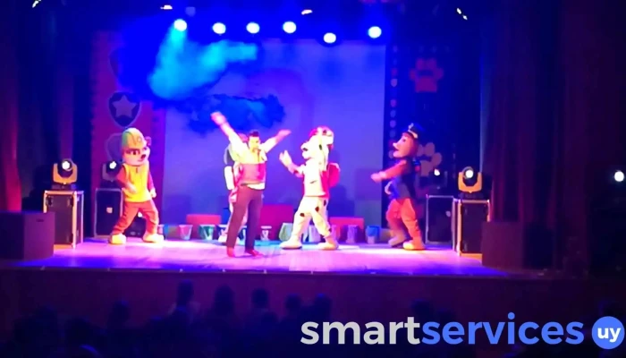 Teatro Artigas -  Escenario - Cardona