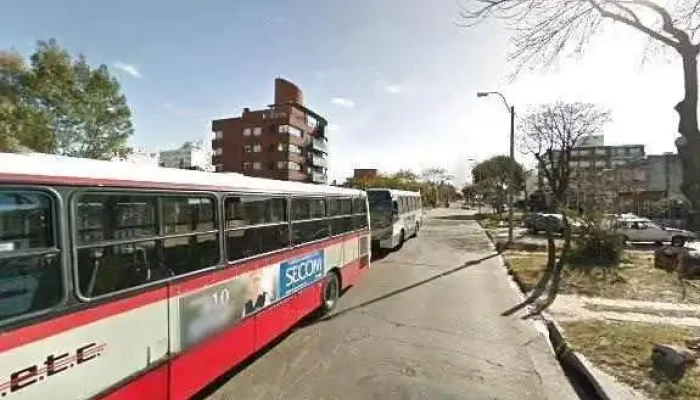 Terminal De Omnibus Playa Malvin -  Opinionesdeg - Montevideo