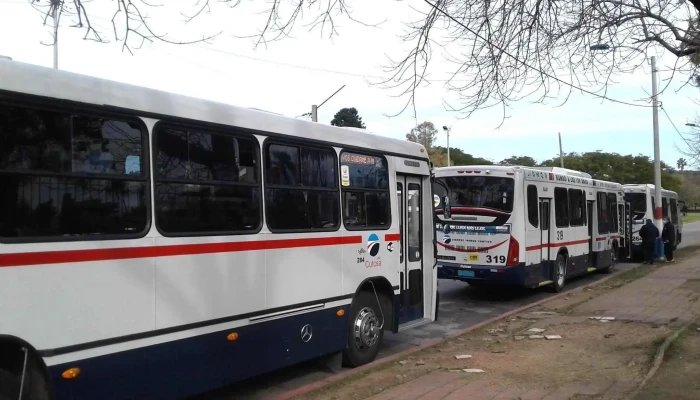 Terminal Del Ctrionortecutcsa Barcelona Bus Turistic - Montevideo