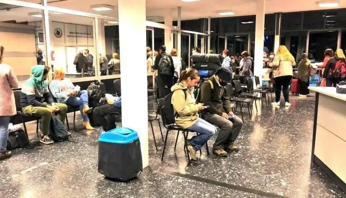 Terminal Fluvial De Anp En Carmelo -  Opiniones - Carmelo
