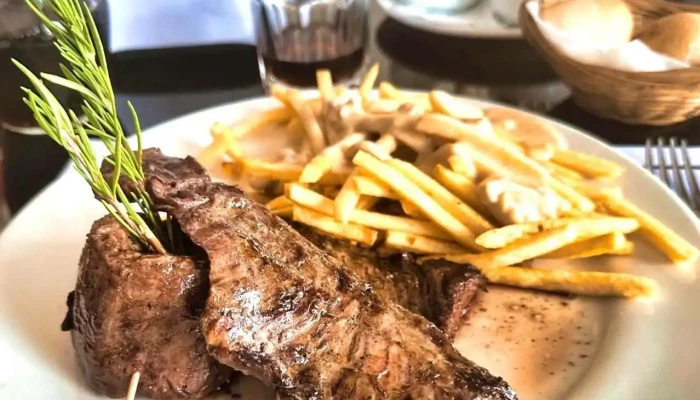 Tres Fuegos - 11300 Montevideo