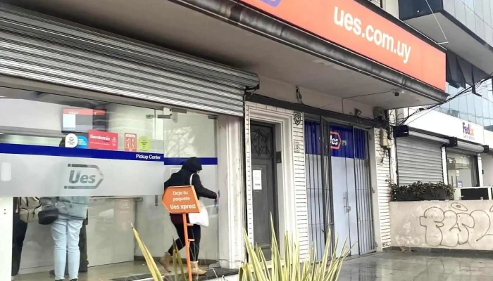 Ues Pickup Center -  Exterior - Montevideo