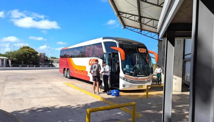 Urubus -   Tus Pasajes Online Barcelona Bus Turistic - Chuy