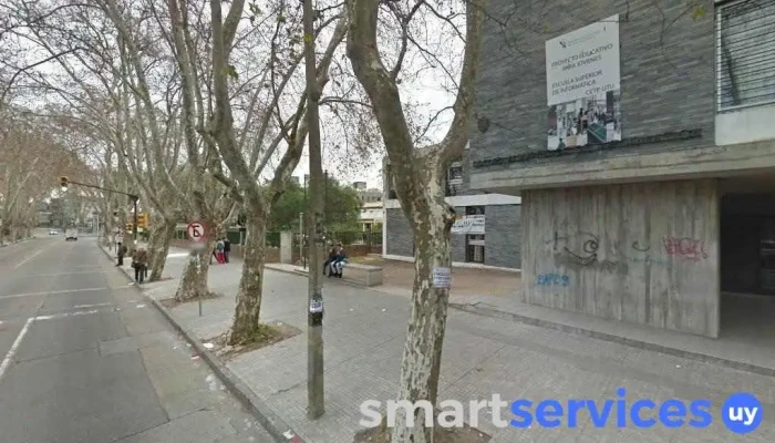 Verdulería y Frutería Rivera - 11300 Montevideo