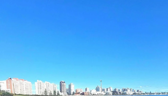 West -  Descuentos - Punta del Este