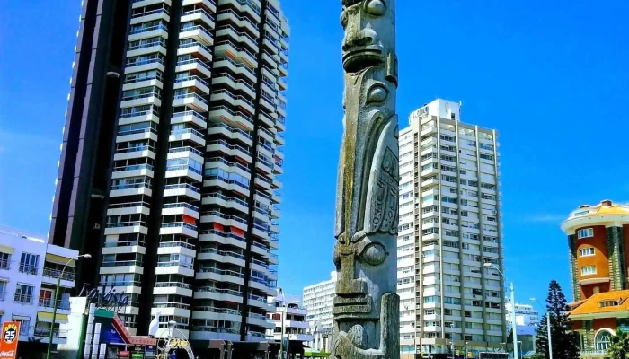 West -  Exterior - Punta del Este