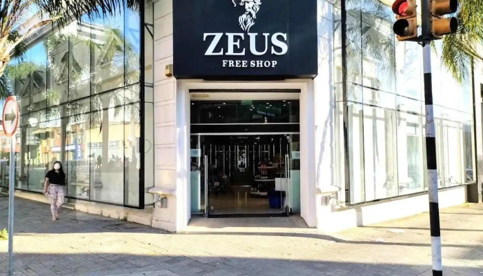 Zeus Free Shop - Rivera