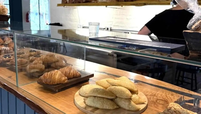 Zule - Panadería y Café - Las Orquideas Y